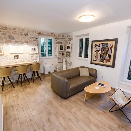 Apartmani Art Karampana Kotor Exterior foto