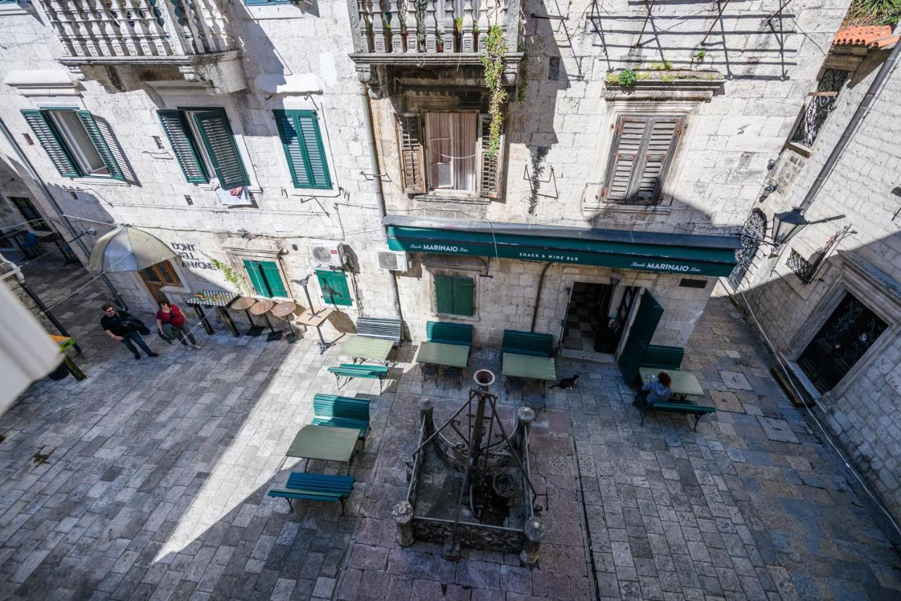 Apartmani Art Karampana Kotor Exterior foto