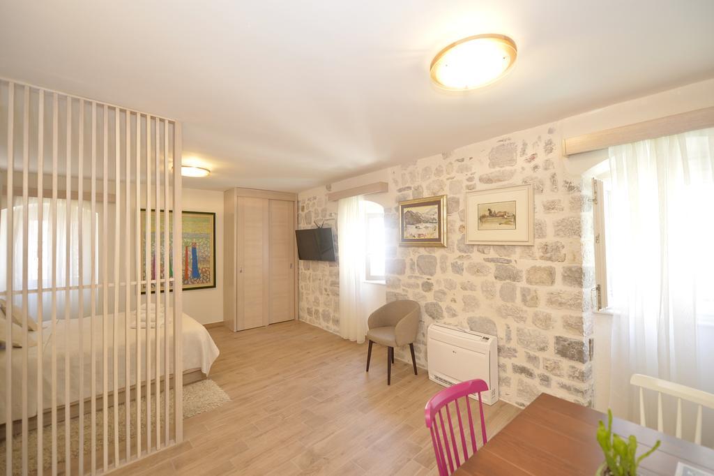 Apartmani Art Karampana Kotor Exterior foto